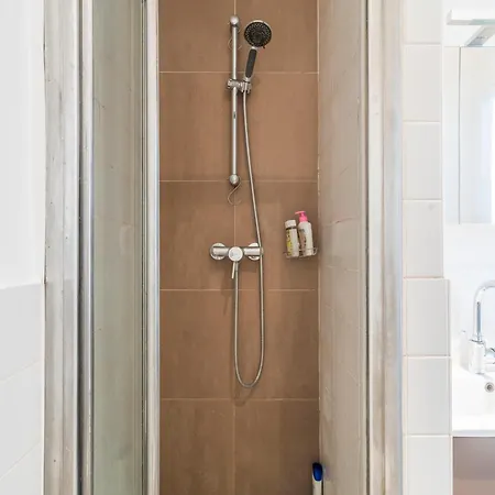 Merryland Chatelet باريس