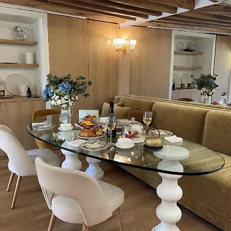 Luxueux Appartement, Avec Terrasse Vue Champs-elysees Párizs