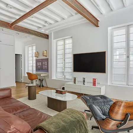 Amazing 2 Bedrooms Center By Prestige