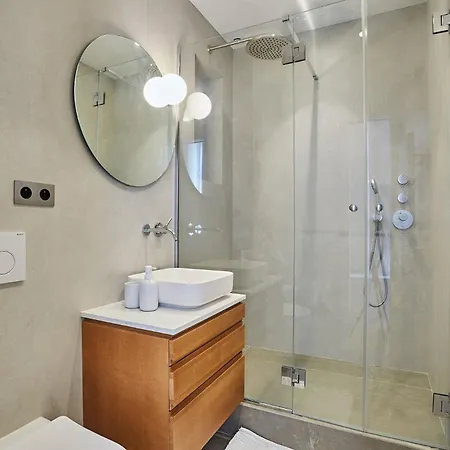Amazing 2 Bedrooms Center By Prestige * Paris