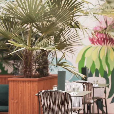 Hotel Belleval Paris