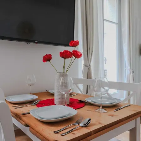 Charming - 1bd-4p - Tour Eiffel - Invalides Apartment