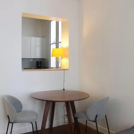 Charming 2-bedroom In The 16 * Paris