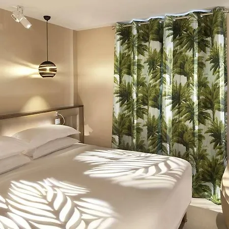 Eden Hotel