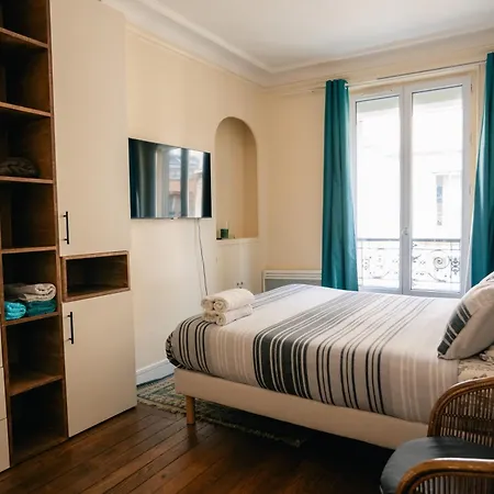 The Chaming Bastille Apartment