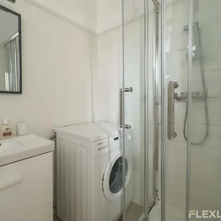 Flexliving - Whole Flat - Lemoine Apartment