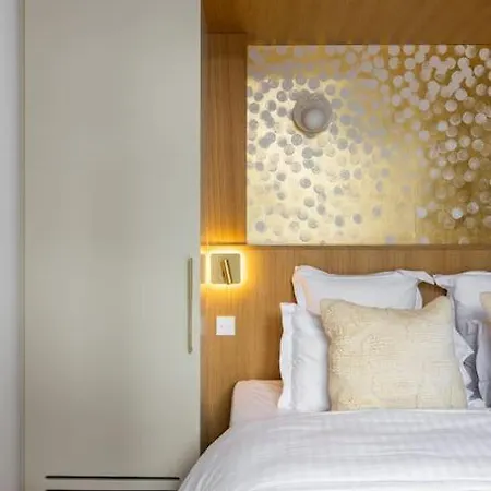 Luxueuse # 2 # Wagram # 17 Appartement Parijs