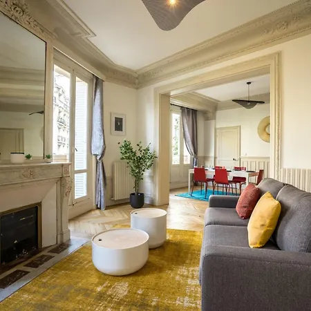 3br - 10p - Passy - Eiffel Tower Париж
