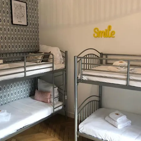 3br - 10p - Passy - Eiffel Tower Апартаменты