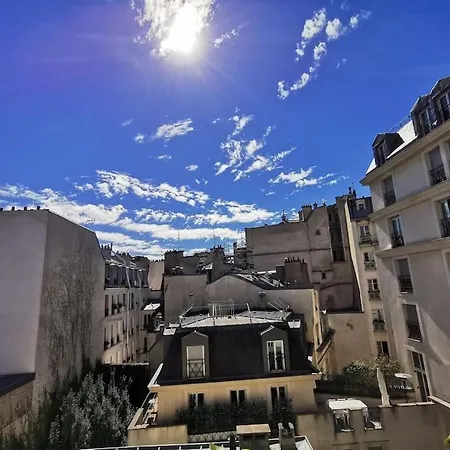 Joli Cocon Avec Terrasse Dans Le Marais * Paris