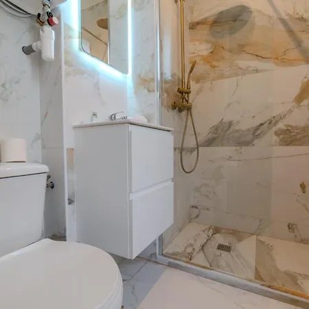 Apartment Golden Republique Paris