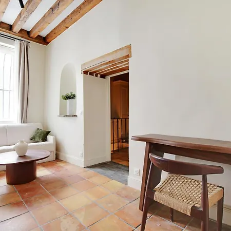 Triplex A Saint-germain-des-pres Appartamento *
