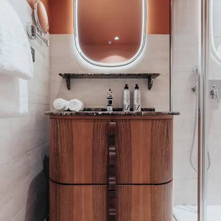 Hotel 1.75 La Treve Parigi