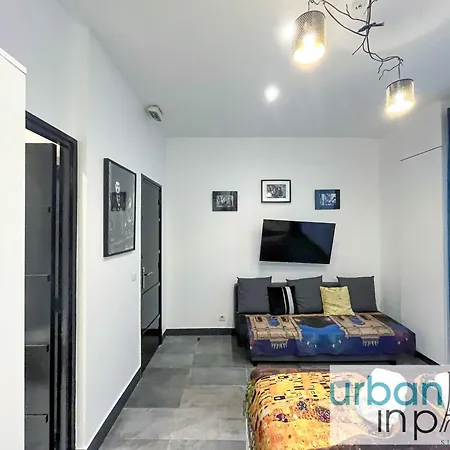 Urban Flat 21 - Chaplin Atelier In * 파리