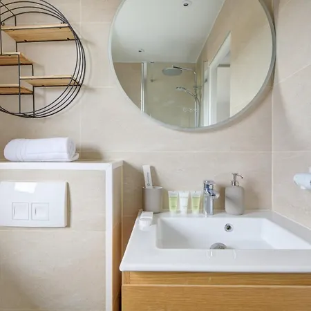 Apartment Bluestay 816 - Superb In