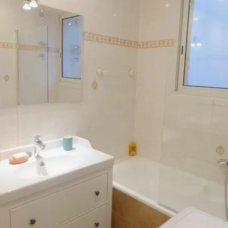 Cosy, Montparnasse-pte Versailles-tour Eiffel Апартаменты