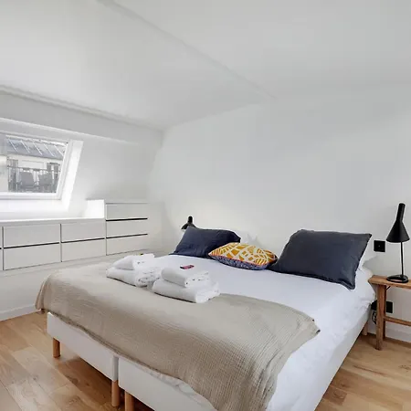 Apartment Cosy And Atypical Marais Balcony - 1 Bdr 2 P *
