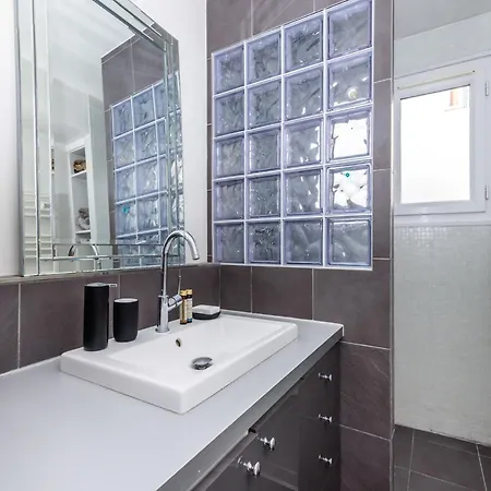 Apartment Bel Appt- Sacre-c Ur- Mobility Lease *