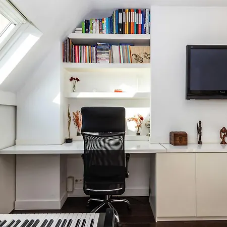 Apartment Bel Appt- Sacre-c Ur- Mobility Lease *