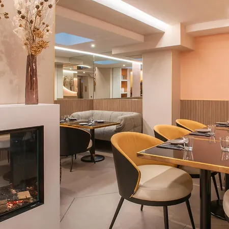 Hotel Arc Elysées 3*