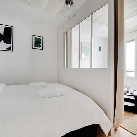 Magnifique In The Marais - Апартаменты *