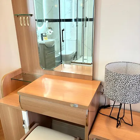 Lucas Salle De Bain Privative Rum i privatbostad Paris