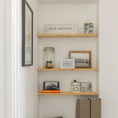 40sqm Flat Near Eiffel Tower Апартаменты