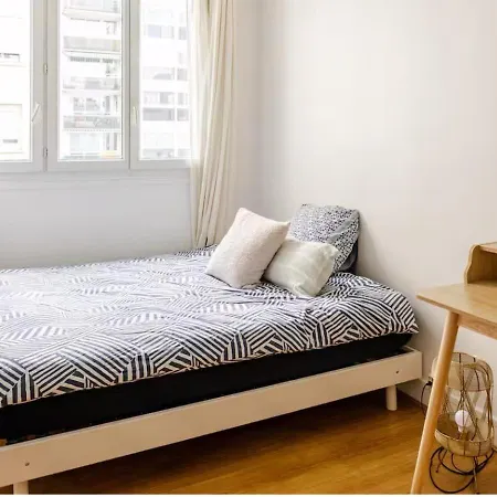 40sqm Flat Near Eiffel Tower * Париж