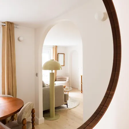 Apartment 4p 1br - Fully Renovated - Step From Place Vendome Paris