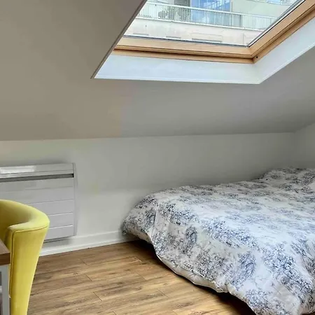 Large, Quiet, Familial Floor Duplex Апартаменты *
