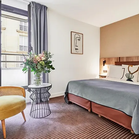 Hotel Plaza Tour Eiffel Paris