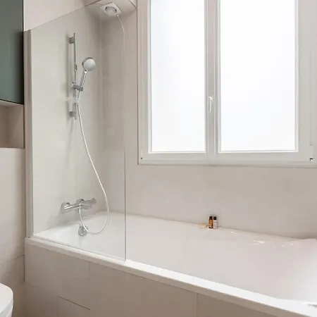 Keyz - Luxury 3 Bedrooms Near Champs Elysees Апартаменты