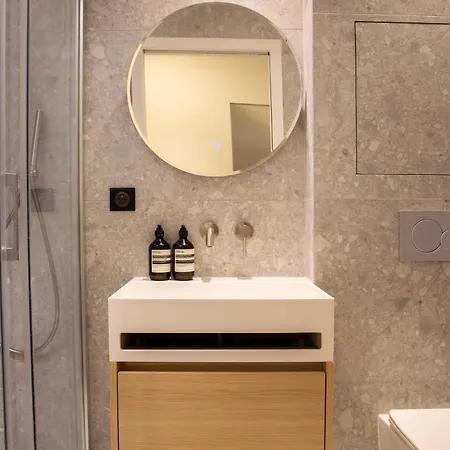 Modern -ac-1br-4p-pantheon Appartement *