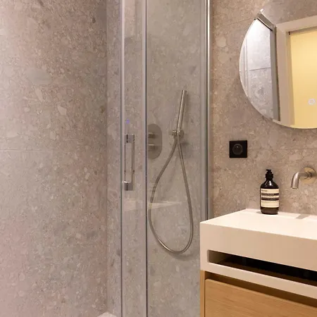 Appartement Modern -ac-1br-4p-pantheon Parijs
