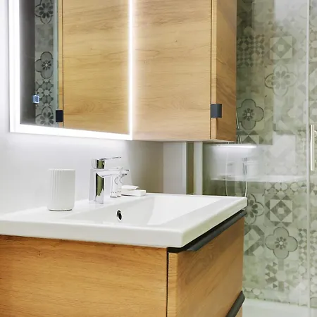 Wonderful - 1br 5p - Sacre Coeur Ramey Apartment