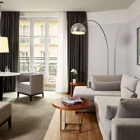 Sofitel Arc De Triomphe Szálloda