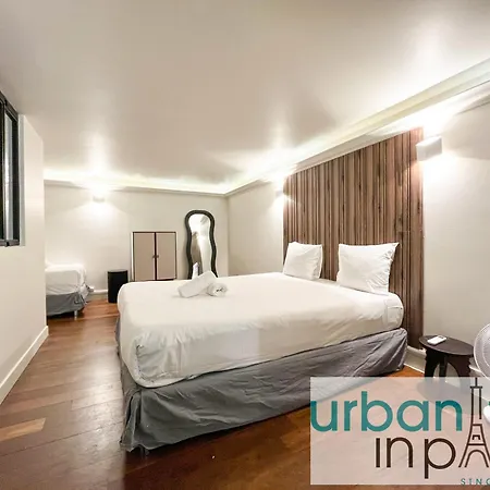 Urban Flat 09 - Stylish Triplex Champs-elysees * Paris