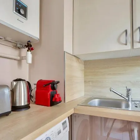 Apartment Neuf Quartier Emily In