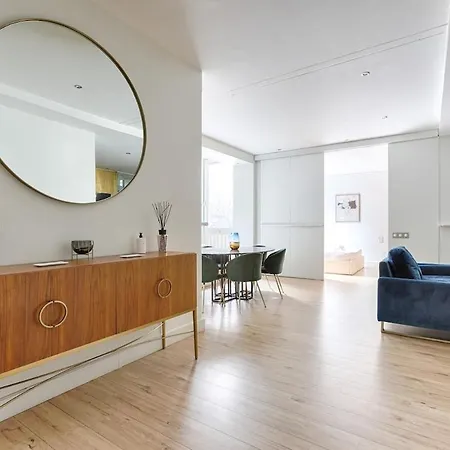 Luxury Montaigne Avenue 4p פריז
