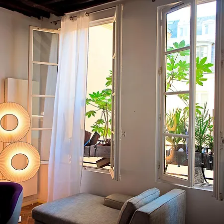Apartment Fantastique Et Incroyable Le Marais