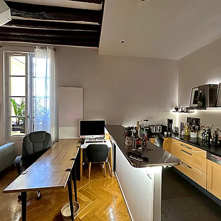 Fantastique Et Incroyable Le Marais *