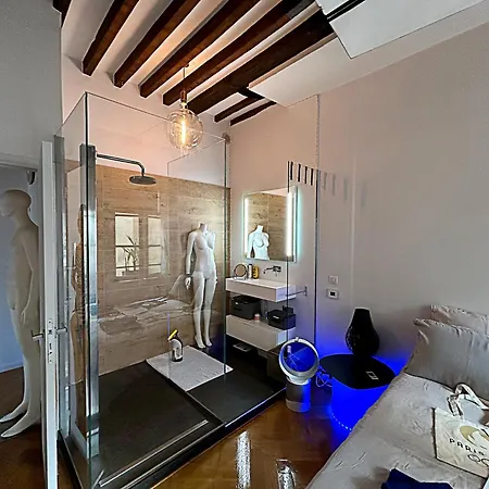 Apartment Fantastique Et Incroyable Le Marais