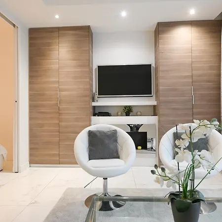 Апартаменты Modern & Peaceful 1bd By Champs-elysees With Ac *