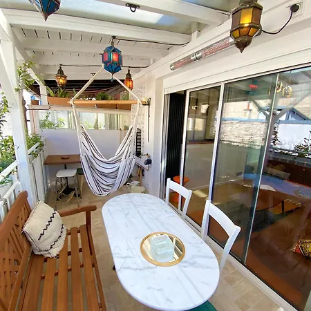 Calme Absolu Et Terrasse A Bastille Apartman *