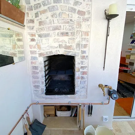 Calme Absolu Et Terrasse A Bastille Apartman *
