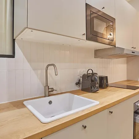 Apartment Superb 1 Bedroom Center Of By Prestige