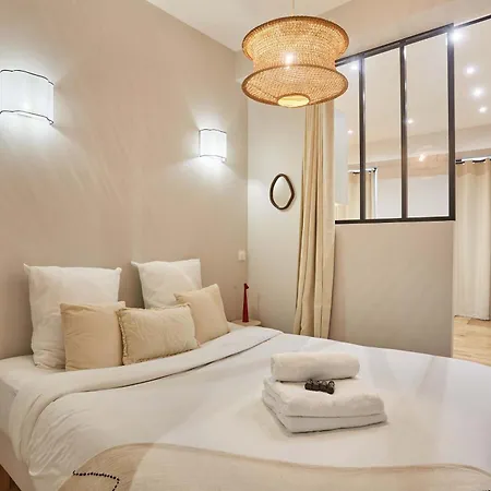 Superb 1 Bedroom Center Of By Prestige Apartment