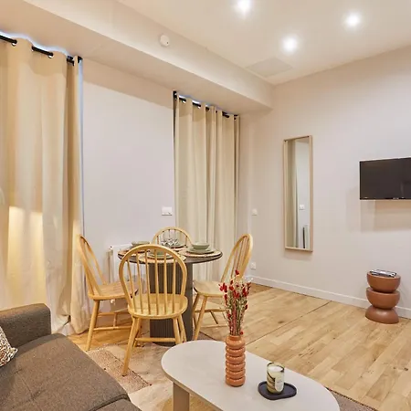 Apartment Superb 1 Bedroom Center Of By Prestige