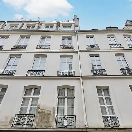 Superb 1 Bedroom Center Of By Prestige