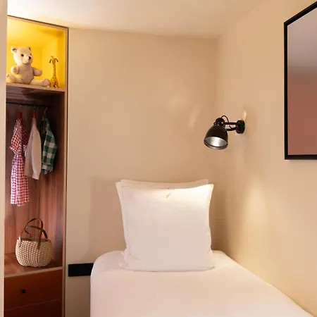 Yuna Montmartre - 4*